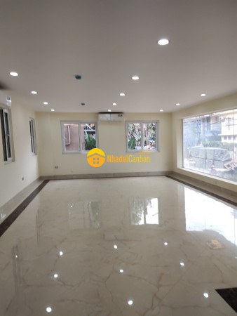 Nhà bán mặt phố trích sài 150m 9 tầng chỉ 42 tỷ