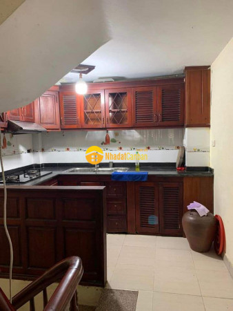 Bán nhà ô tô tránh vạn phúc, hà đông 42m, 3 tầng, giá chỉ nhỉnh 5 tỷ. 0962780005