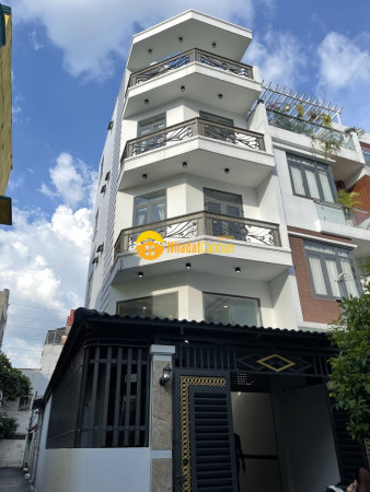 Bán nhà phạm văn đồng cầu giấy, 35m2 6 tầng, mt 4.1m, 5.2 tỷ