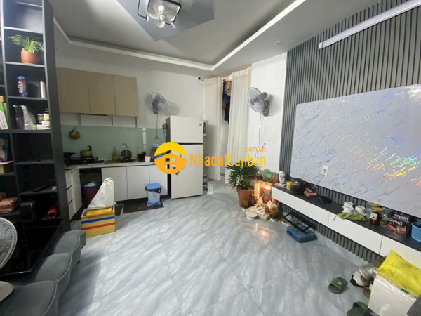 Bán căn nhà đẹp 43m2 2pn giá bán 2 tỷ 850tr dương bá trạc quận 8