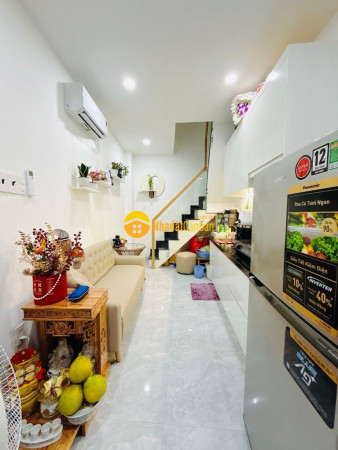 Mặt tiền kinh doanh cho thuê căn hộ dich vụ ngay bệnh viên thống nhất q tân bình.