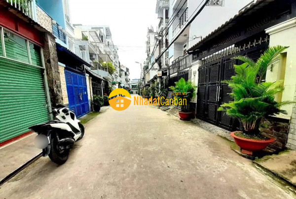 Nhà hoàng hoa thám bình thạnh 4 phòng ngủ lớn 6 nhà vệ sinh