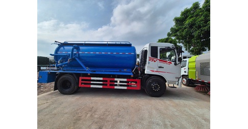 Cần bán các loại xe hút chất thải Dongfeng 9 khối máy cummins và máy yuichai